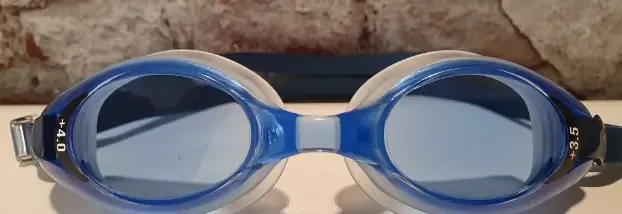 Lunettes de piscine